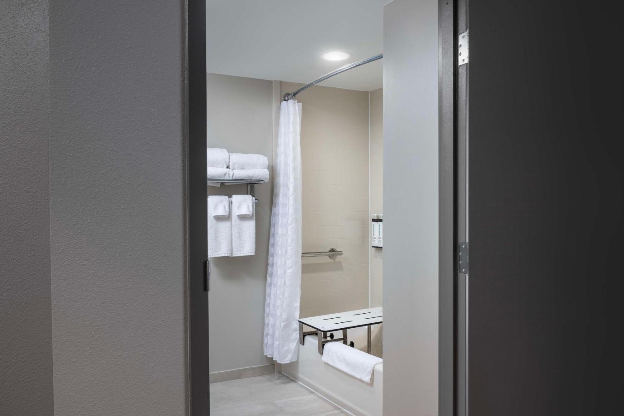 Hyatt Place Chantilly Dulles Airport South Exteriör bild