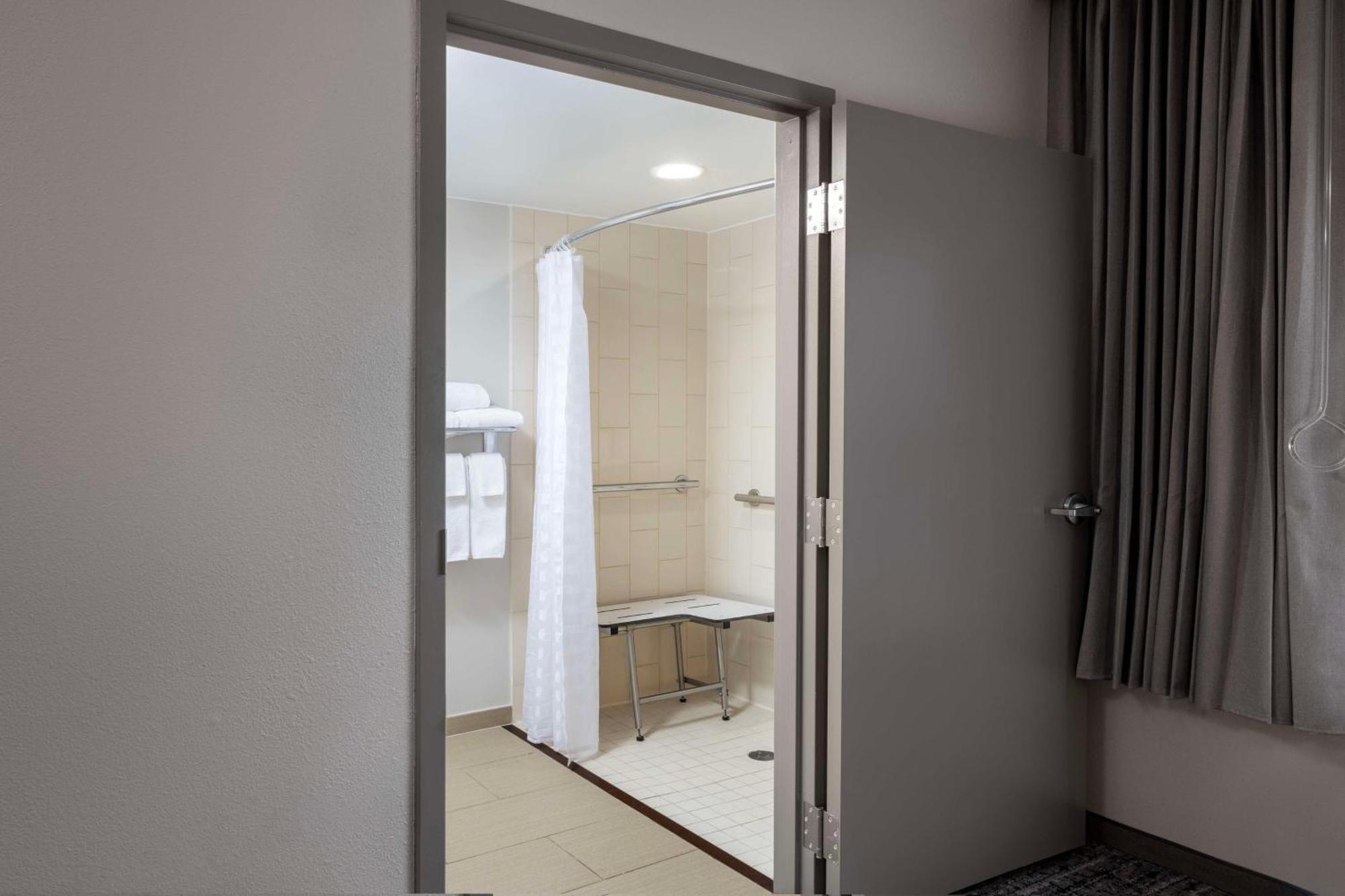 Hyatt Place Chantilly Dulles Airport South Exteriör bild