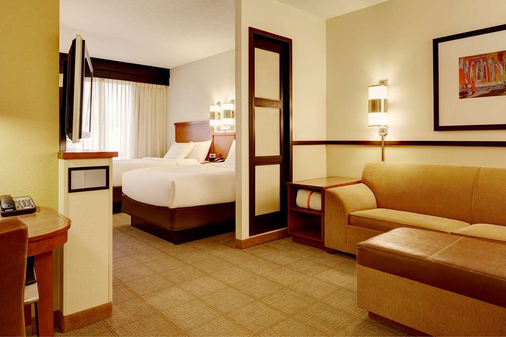Hyatt Place Chantilly Dulles Airport South Rum bild